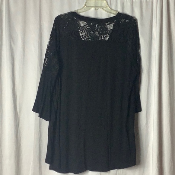 Evolution knit top SZ 2X lace yoke and sleeves NWT - Picture 2 of 3